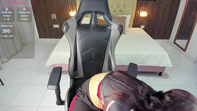 Lolly 18 online show from 03/04/26, 08:16