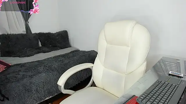 ashanty b5 online show from 11/02/25, 02:27