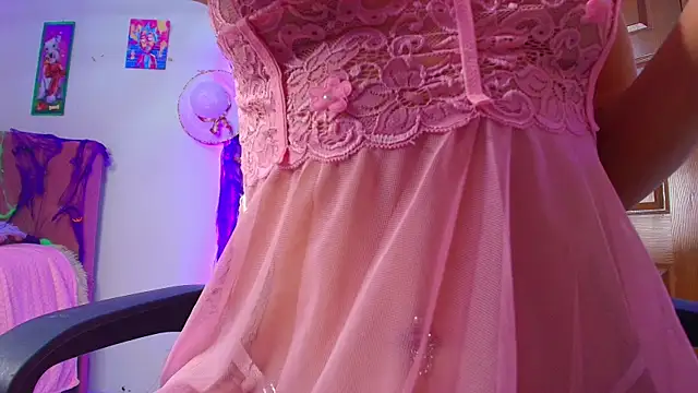 MiaFlamesxxx online show from 10/15/25, 11:57