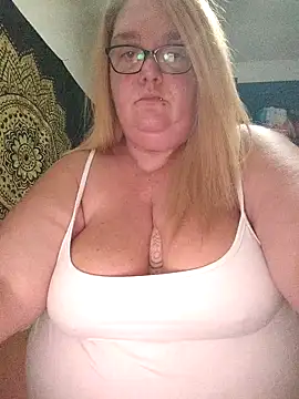 diosacurvy1984 online show from 11/03/25, 07:17