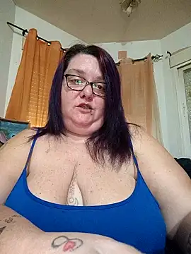 diosacurvy1984 online show from 02/22/26, 09:44