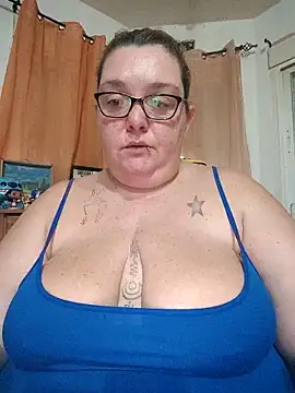 diosacurvy1984 online show from 12/16/25, 08:40