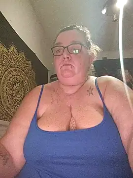 diosacurvy1984 online show from 02/17/26, 10:40