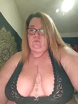 diosacurvy1984 online show from 02/06/26, 11:45