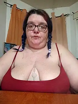 diosacurvy1984 online show from 03/19/26, 07:52