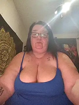 diosacurvy1984 online show from 02/22/26, 09:49