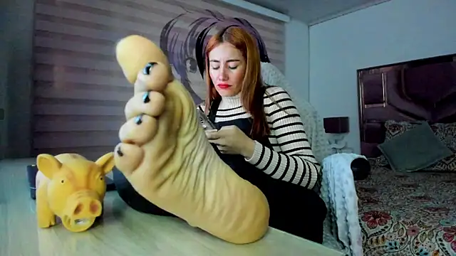 Snapshot of VioletParkker chatting on 09/26/25, 11:50 VioletParkker online show from 09/26/25, 11:50