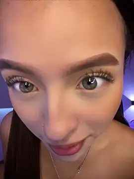 Sofia18 pinkk online show from 04/07/26, 08:10