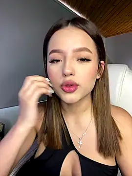 Sofia18 pinkk online show from 10/10/25, 07:25