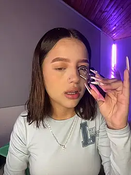 Sofia18 pinkk online show from 03/24/26, 10:43