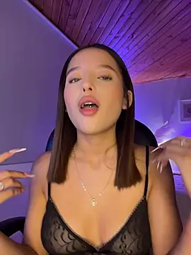Sofia18 pinkk online show from 07/02/26, 03:23