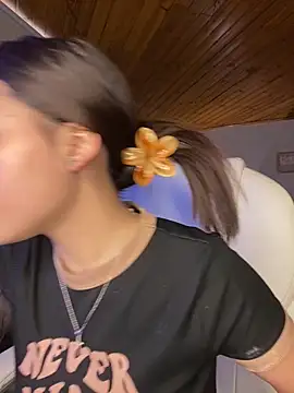 Sofia18 pinkk online show from 12/16/25, 09:41