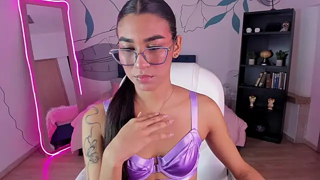 Dana Paula online show from 11/30/25, 11:44