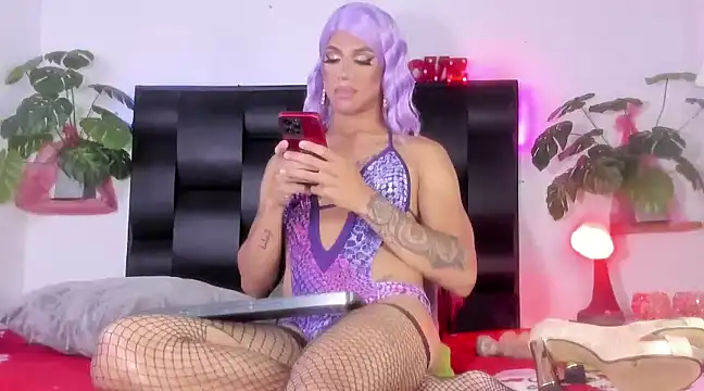 CarolayIndriago online show from 02/16/25, 03:16