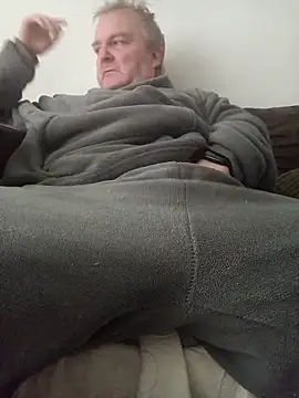 Paolo7619 online show from 10/29/25, 08:24