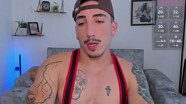 dylanspencer28 online show from 10/27/25, 07:37