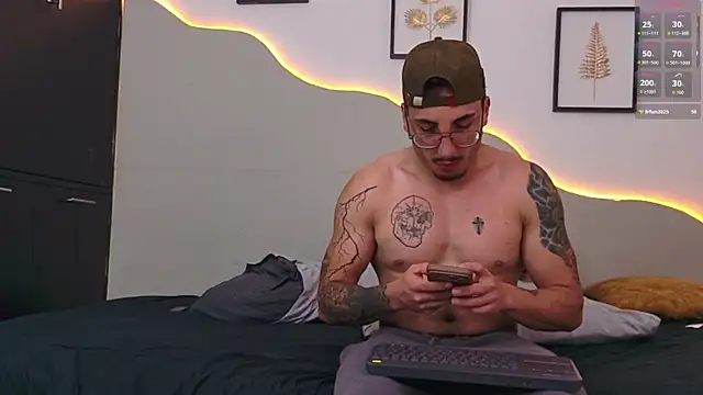 dylanspencer28 online show from 05/24/26, 03:50