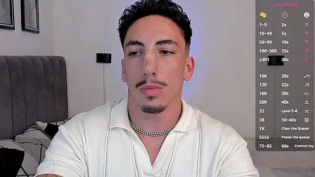 Snapshot of dylanspencer28 chatting on 02/24/25, 10:03 dylanspencer28 online show from 02/24/25, 10:03