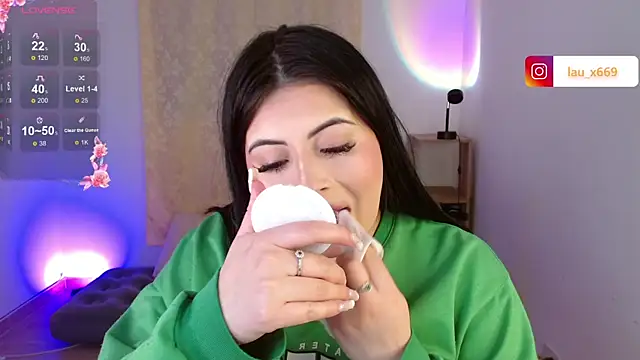 isabella1616 online show from 12/02/25, 02:34