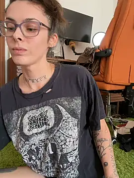 bunnierotten online show from 07/08/26, 12:13