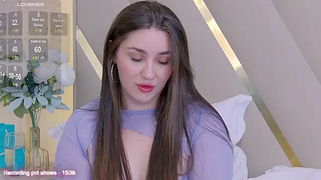 KiraBarlows online show from 10/26/25, 07:09