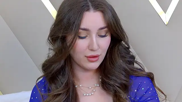 KiraBarlows online show from 03/08/25, 08:57