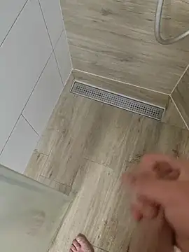 Snapshot of tbz49 chatting on 04/14/26, 08:36 tbz49 online show from 04/14/26, 08:36