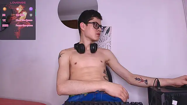 wolfandsky online show from 03/03/26, 11:50