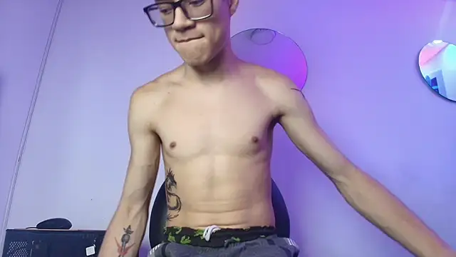 wolfandsky online show from 10/21/25, 11:31