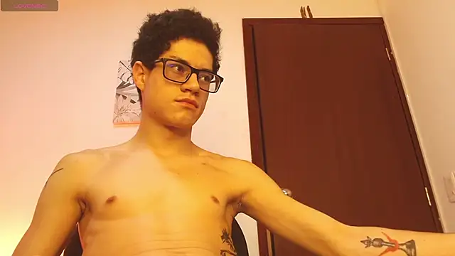 wolfandsky online show from 11/15/25, 12:20