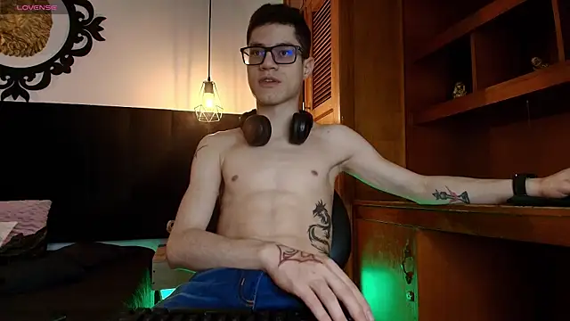 wolfandsky online show from 04/15/26, 11:05