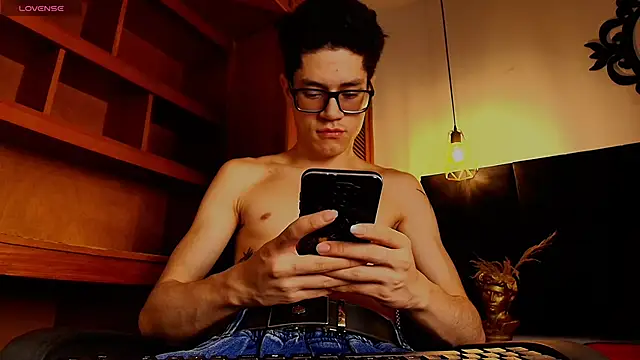 wolfandsky online show from 10/30/25, 11:30