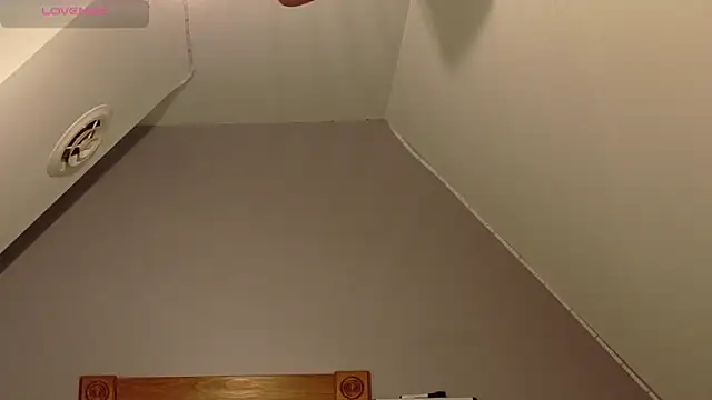 Badgirlpr2 online show from 11/15/25, 07:12