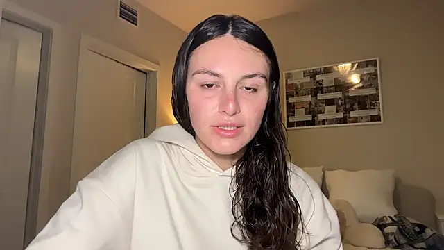 graciesmith27 online show from 04/24/26, 02:13