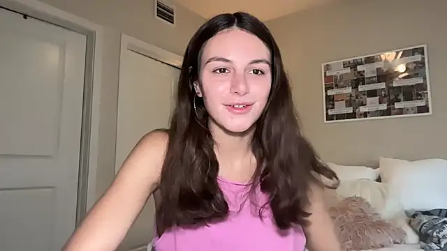 graciesmith27 online show from 04/19/26, 05:36