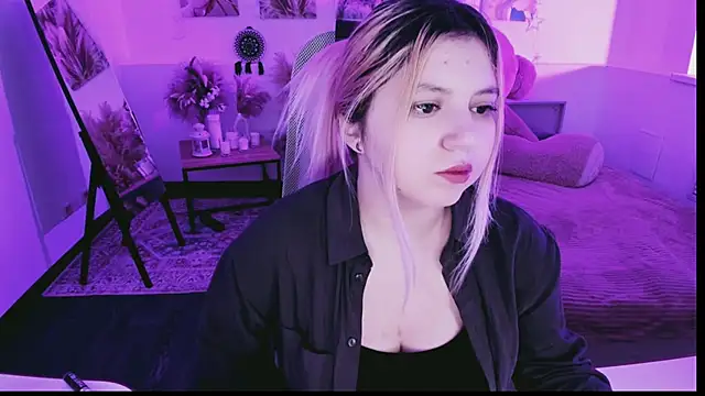 DiaAngell online show from 03/19/26, 10:32