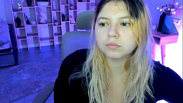 DiaAngell online show from 11/05/25, 07:28