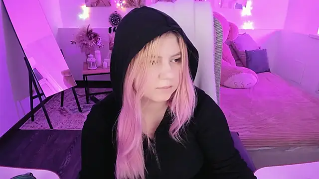 DiaAngell online show from 03/08/26, 09:07