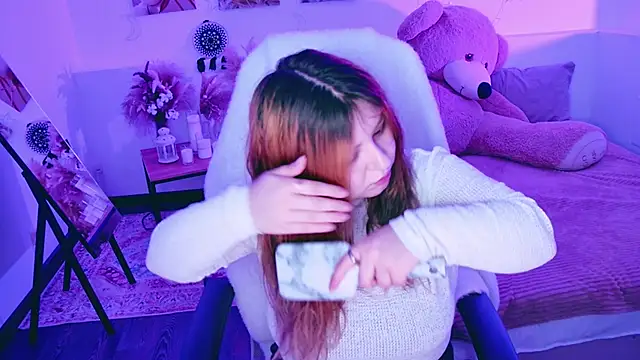 DiaAngell online show from 04/24/26, 08:33