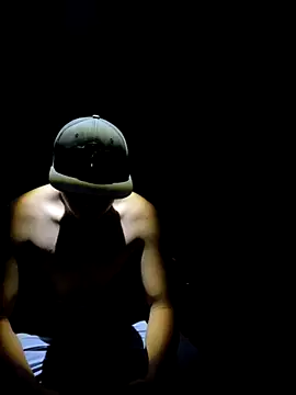 Snapshot of Blade_Ryder666 chatting on 11/19/25, 05:07 Blade Ryder666 online show from 11/19/25, 05:07