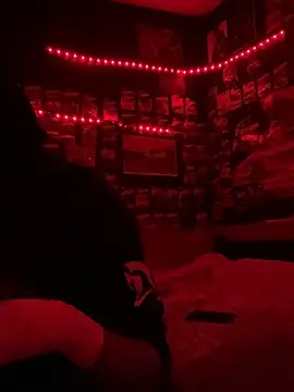 Snapshot of Blade_Ryder666 chatting on 11/11/25, 07:25 Blade Ryder666 online show from 11/11/25, 07:25