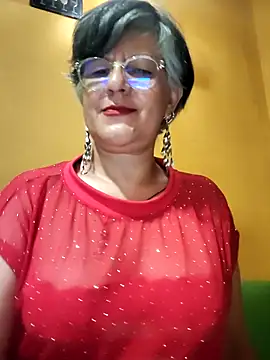 Snapshot of ilonna2025 chatting on 07/02/26, 11:44 ilonna2025 online show from 07/02/26, 11:44