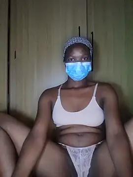 Snapshot of Freaky_Lips chatting on 01/29/25, 02:30 Freaky Lips online show from 01/29/25, 02:30