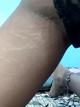 Leoni G online show from 11/16/25, 07:13