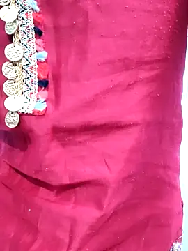 Leoni G online show from 12/14/25, 06:08