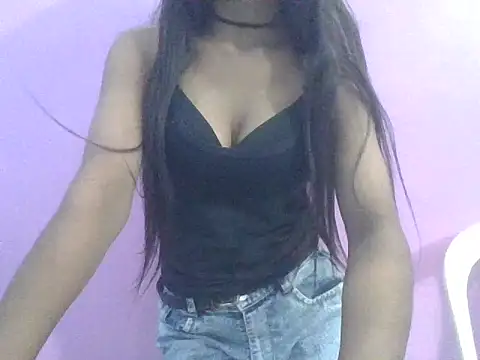 Leoni G online show from 09/21/25, 09:03