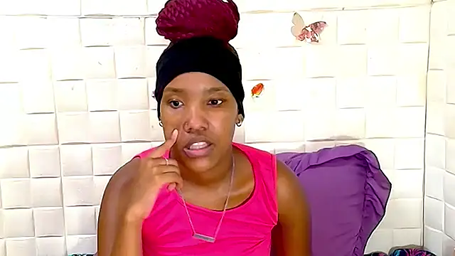 EroticSexyPrada online show from 03/27/26, 05:47