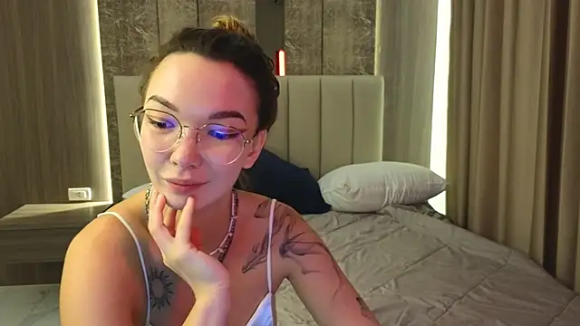 SusannJohnson online show from 02/05/26, 12:39