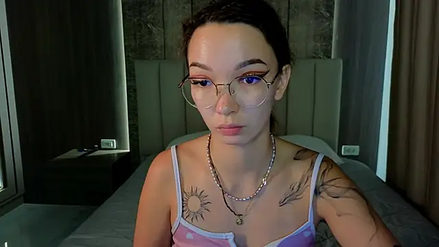 SusannJohnson online show from 03/19/26, 12:43