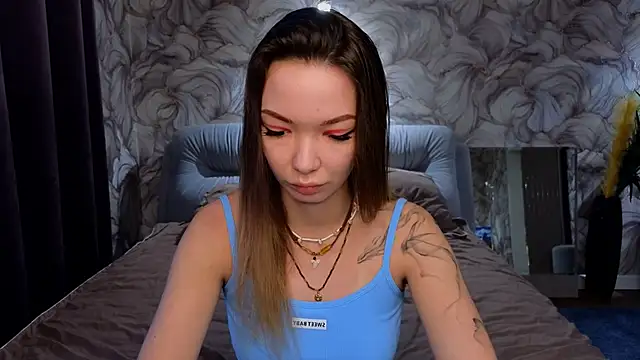 Snapshot of SusannJohnson chatting on 10/09/25, 12:22 SusannJohnson online show from 10/09/25, 12:22